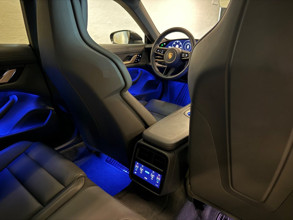 Porsche Taycan 4S Performance+ 4d