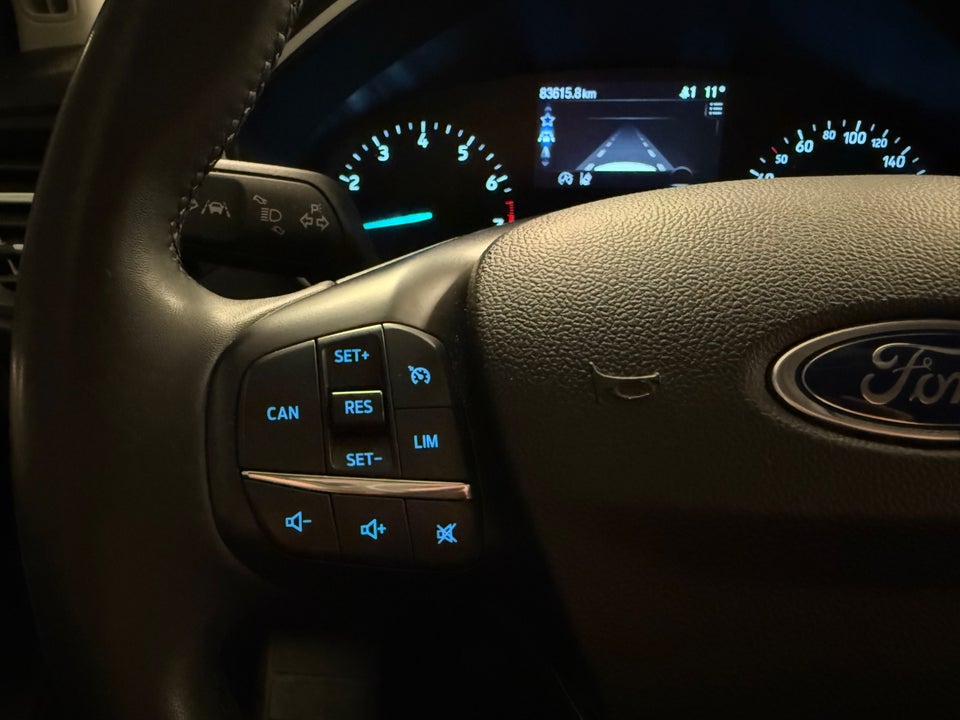 Ford Focus 1,0 EcoBoost mHEV Titanium 5d