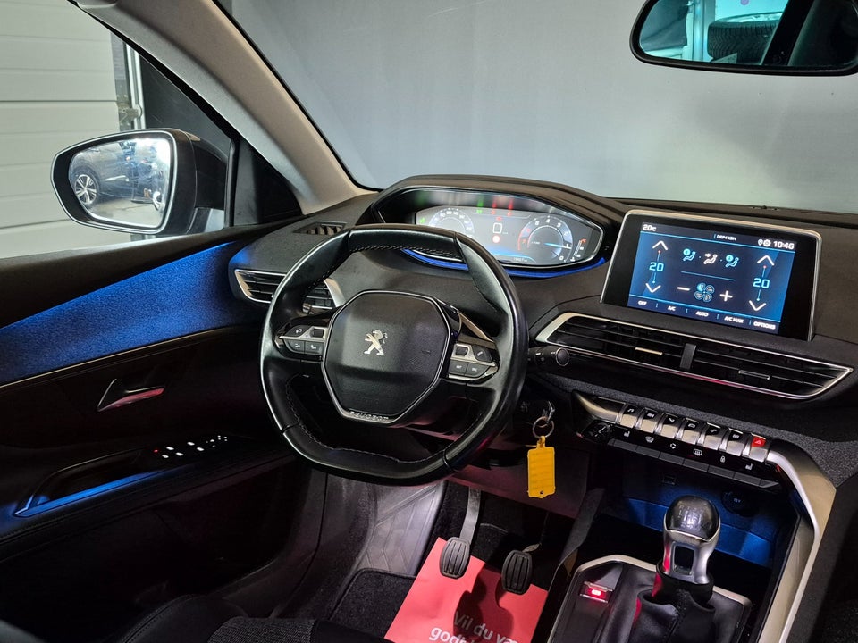 Peugeot 5008 1,2 PureTech 130 Allure 7prs 5d