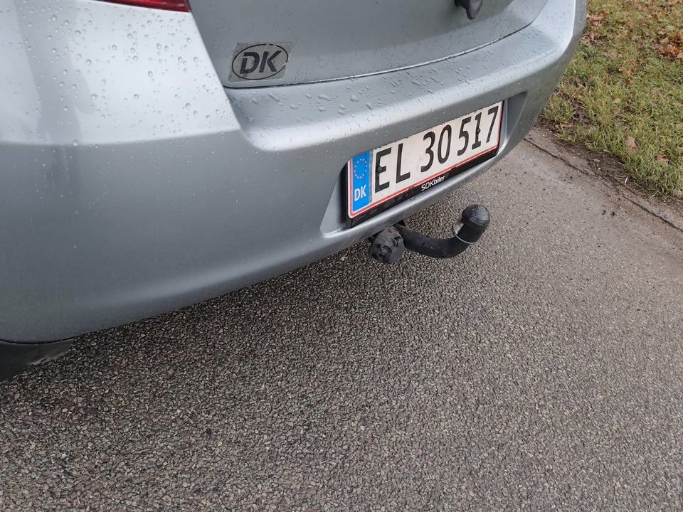 Toyota Yaris 1,3 Luna 5d