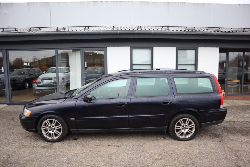 Volvo V70 2,4 170 aut. 5d