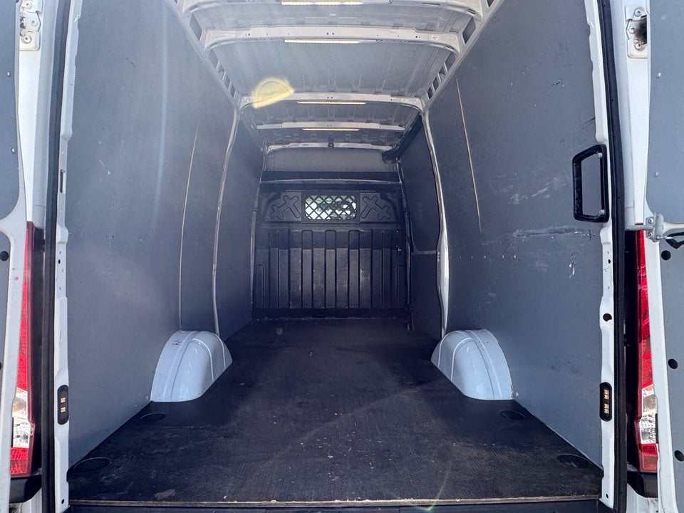 Iveco Daily 3,0 35S17 12m³ Van AG8