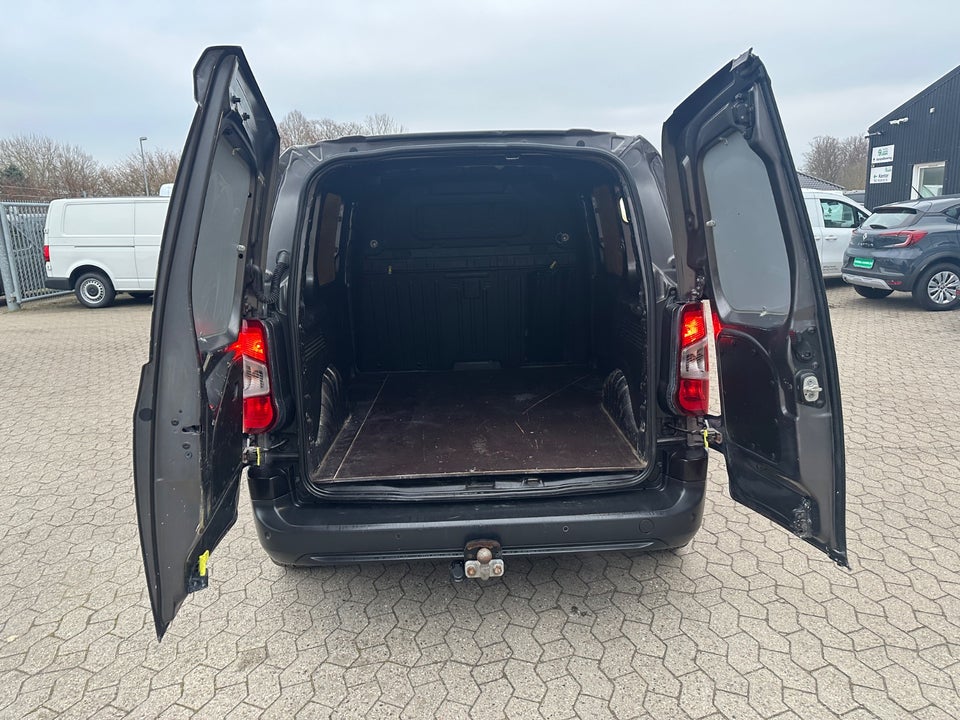 Peugeot Partner 1,5 BlueHDi 130 L1V1 Plus EAT8 Van