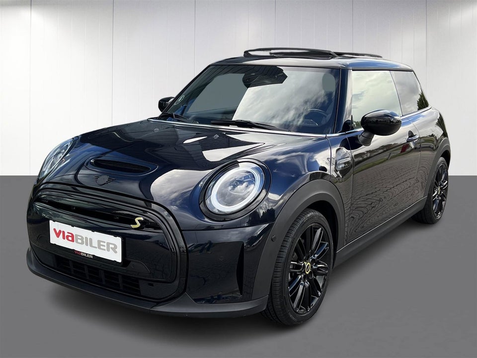 MINI Cooper SE Classic Trim 3d