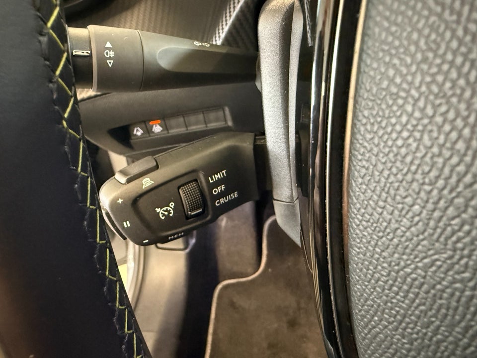 Peugeot e-208 50 GT Line 5d