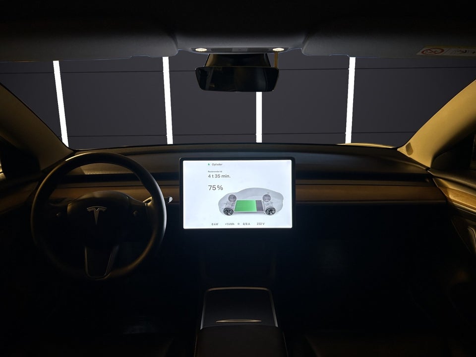 Tesla Model 3 Long Range AWD 4d