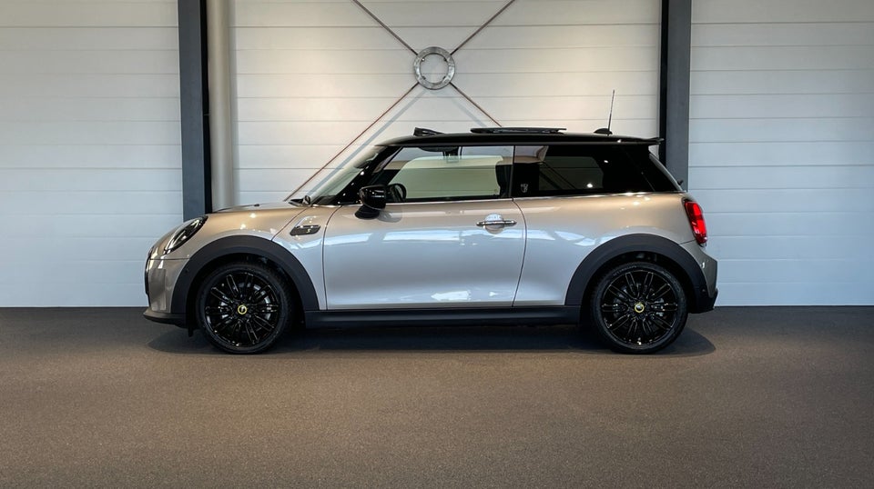 MINI Cooper SE Maximise 3d