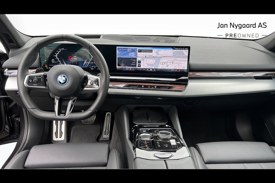 BMW i5 xDrive40 M-Sport 4d