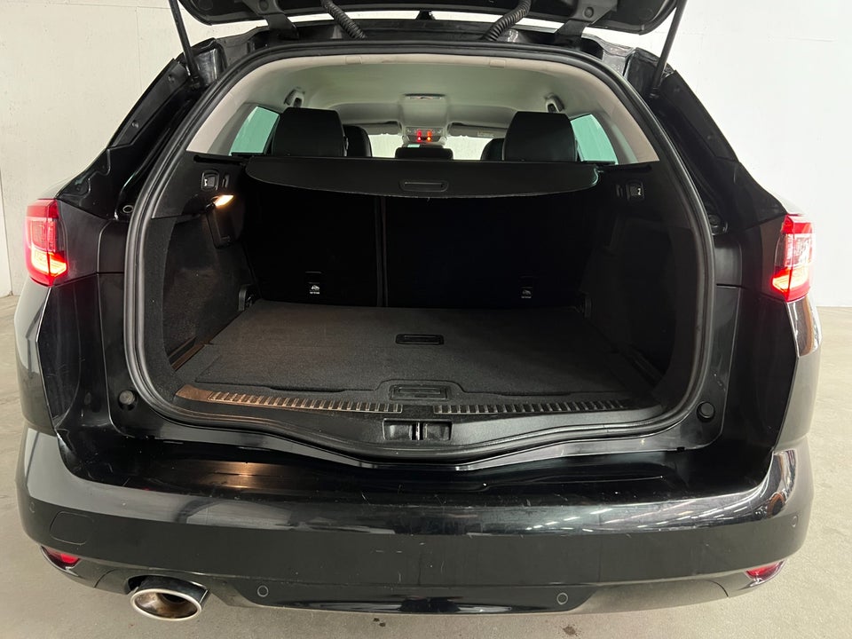 Renault Megane IV 1,3 TCe 140 Intens Sport Tourer EDC 5d