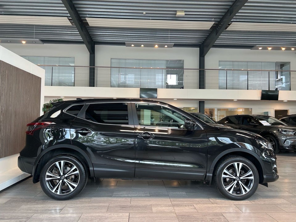 Nissan Qashqai 1,3 Dig-T 160 N-Connecta DCT 5d