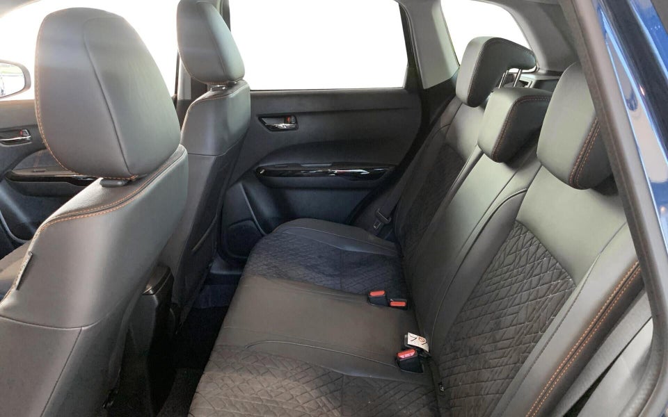 Suzuki Vitara 1,4 mHybrid Black Edition aut. 5d