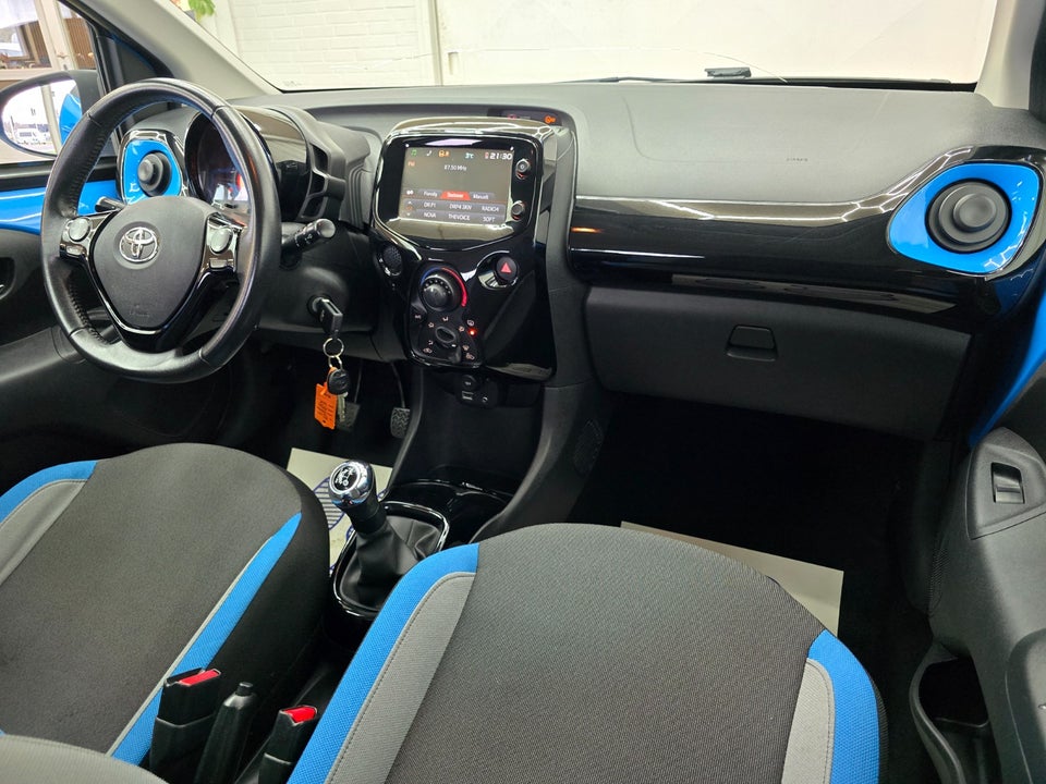 Toyota Aygo 1,0 VVT-i x-cite 5d