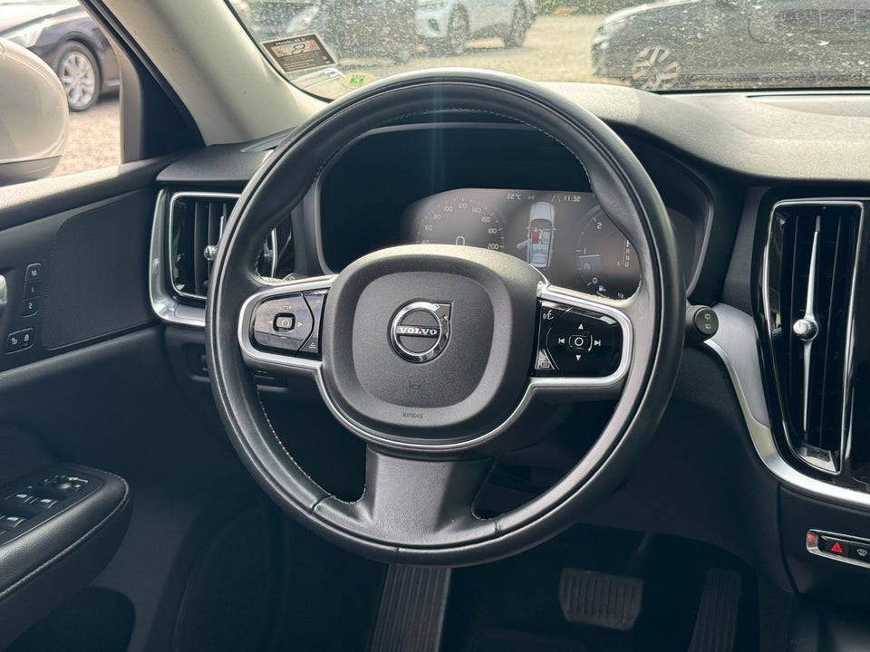 Volvo V60 2,0 D4 190 Momentum aut. 5d