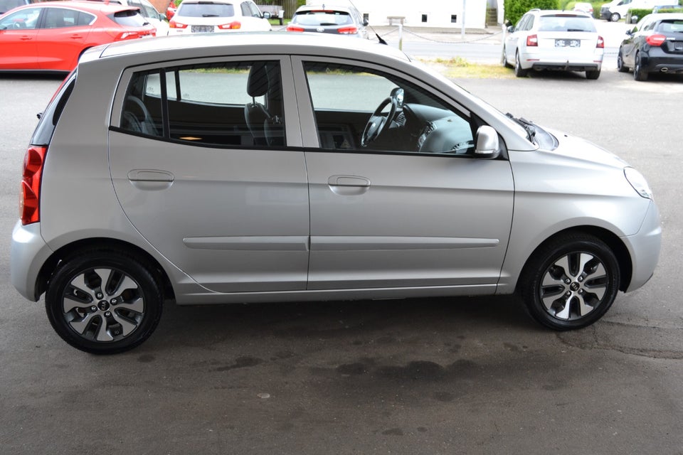 Kia Picanto 1,1 Fresh+ 5d