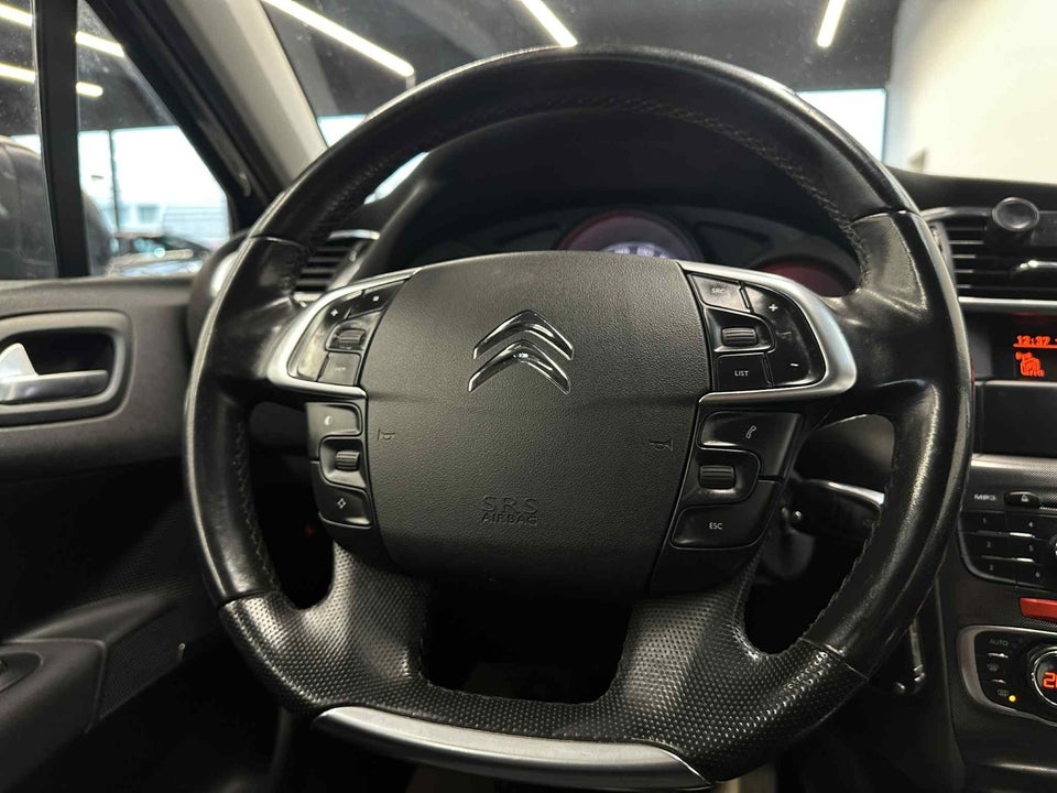 Citroën C4 1,6 HDi 90 Attraction 5d