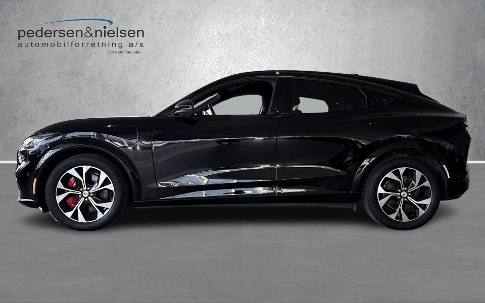 Ford Mustang Mach-E 70 Premium Standard Range AWD 5d