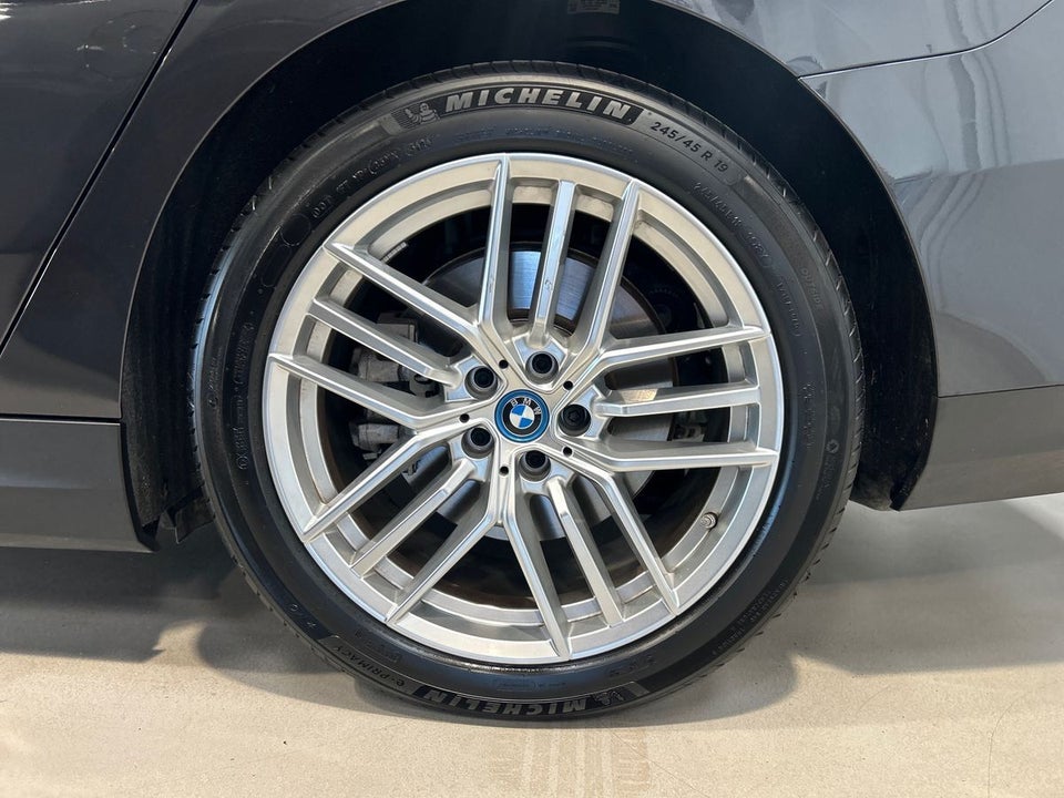 BMW i5 eDrive40 Sport Line 4d