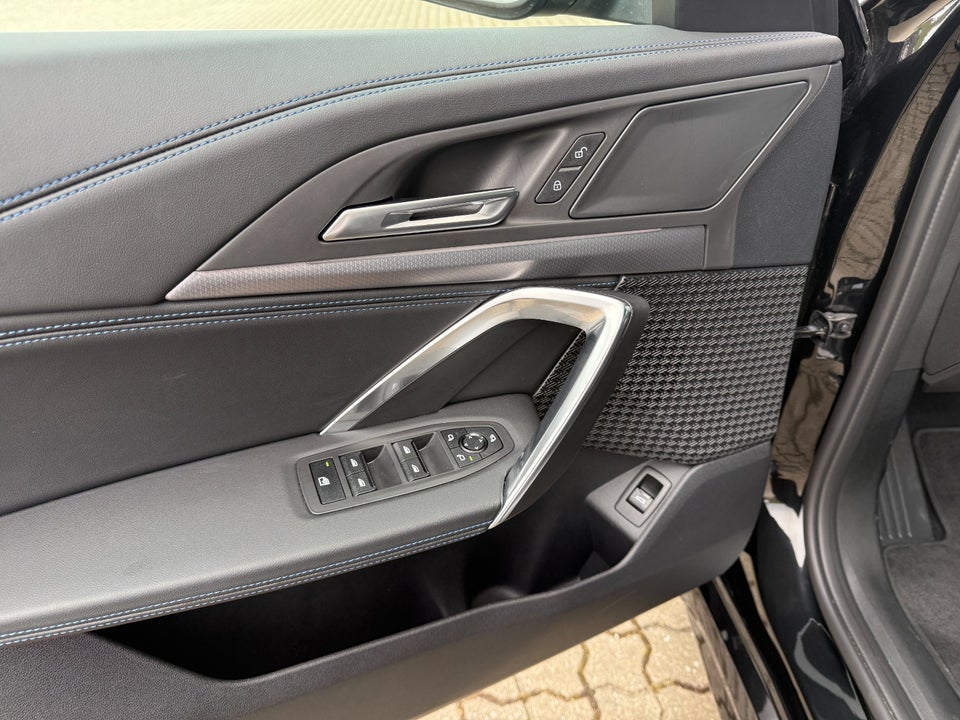 BMW iX1 eDrive20 M-Sport 5d