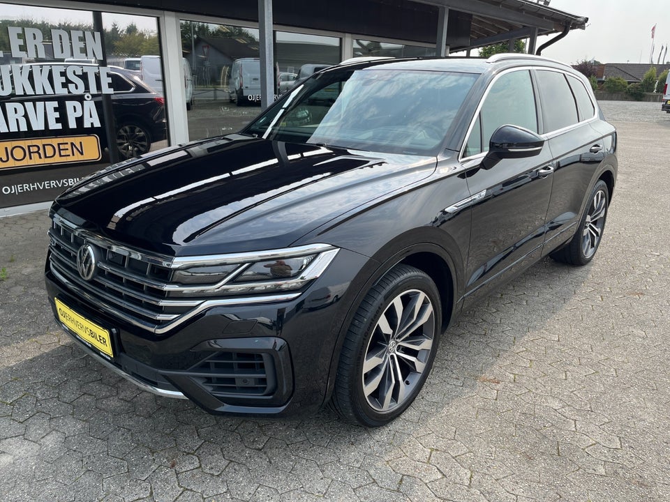 VW Touareg 3,0 TDi 286 R-line aut. 4Motion Van 5d