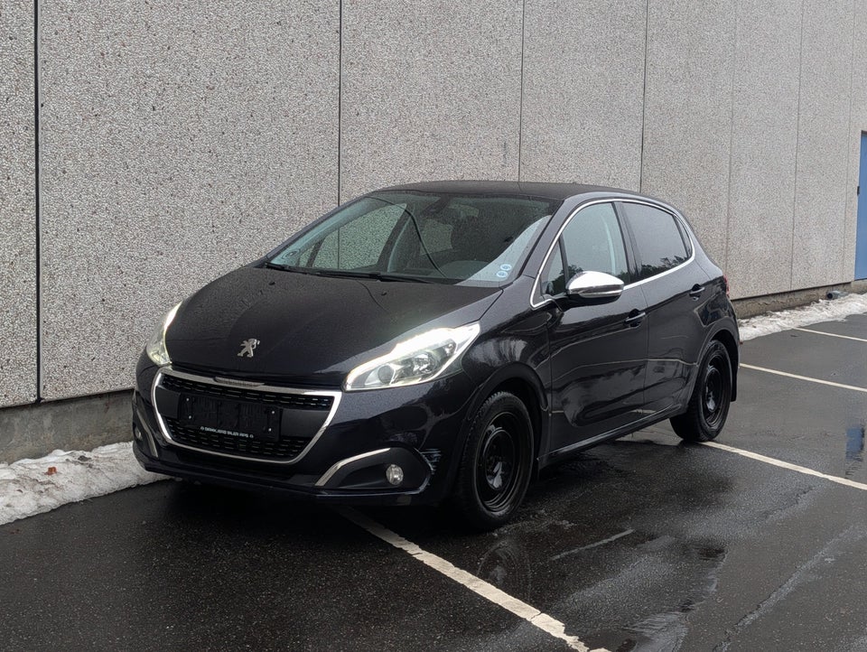 Peugeot 208 1,2 VTi 82 Allure 5d