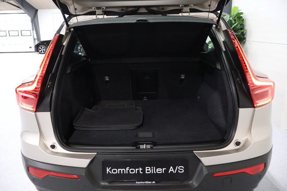 Volvo XC40 P6 ReCharge Core 5d