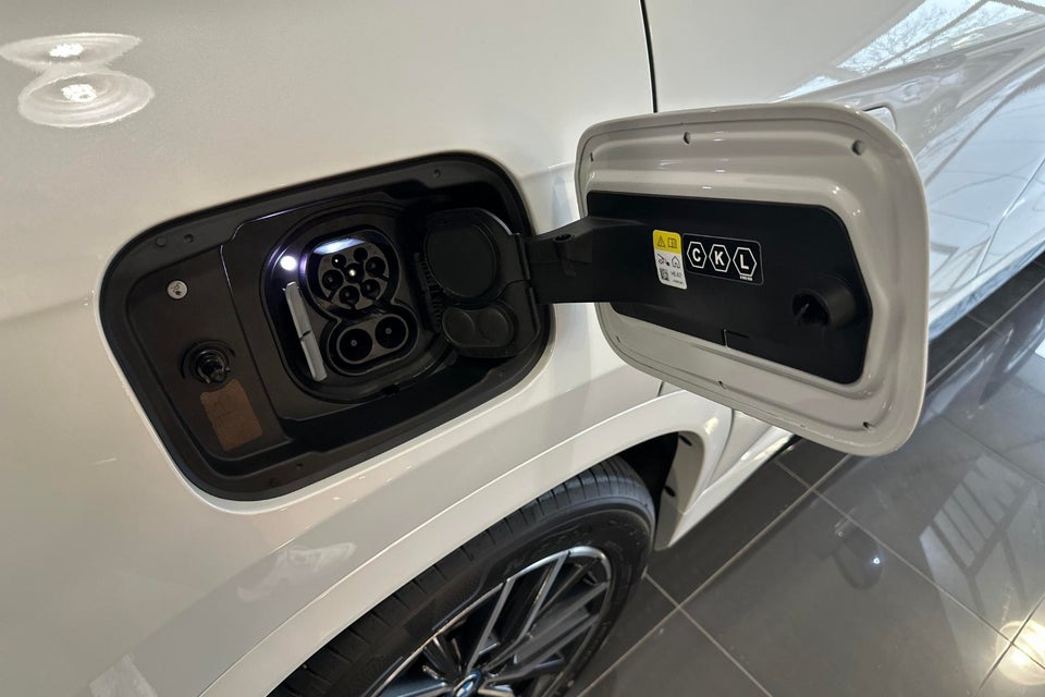 BMW iX1 eDrive20 M-Sport 5d