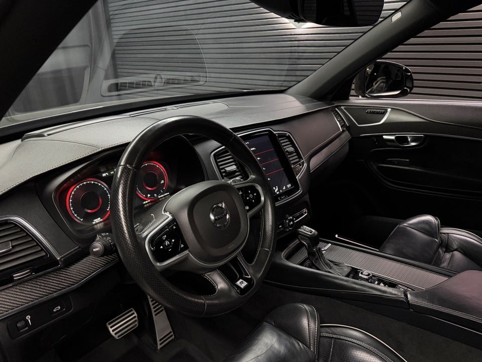 Volvo XC90 2,0 D5 235 R-Design aut. AWD 7prs 5d
