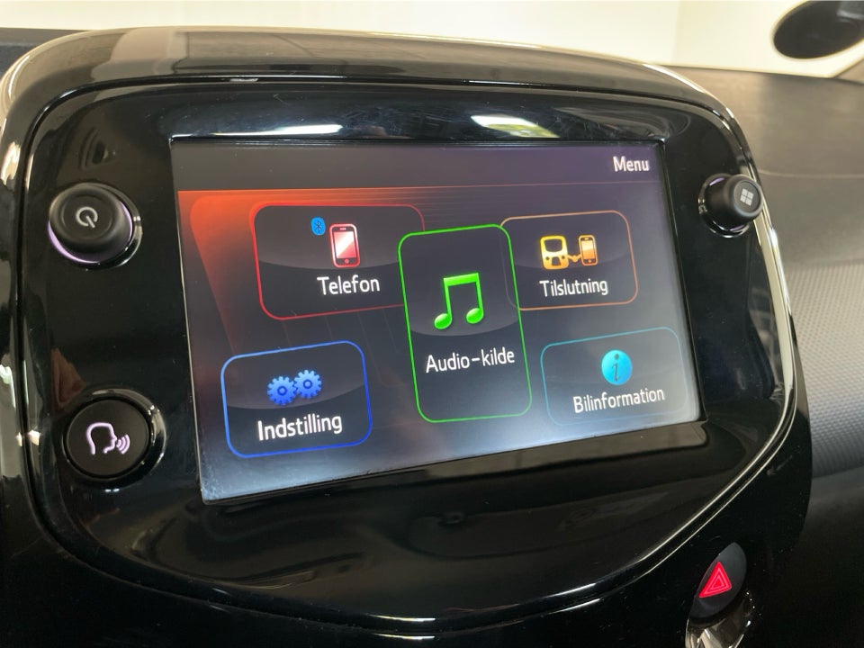 Peugeot 108 1,0 e-VTi 72 Selection 5d