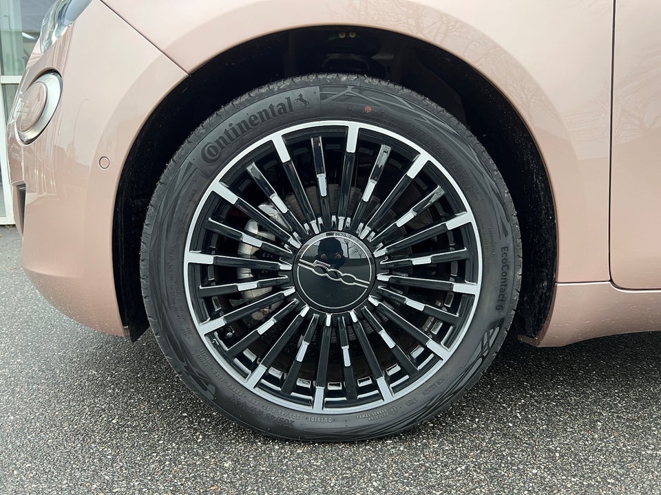 Fiat 500e 42 la Prima 3+1 4d