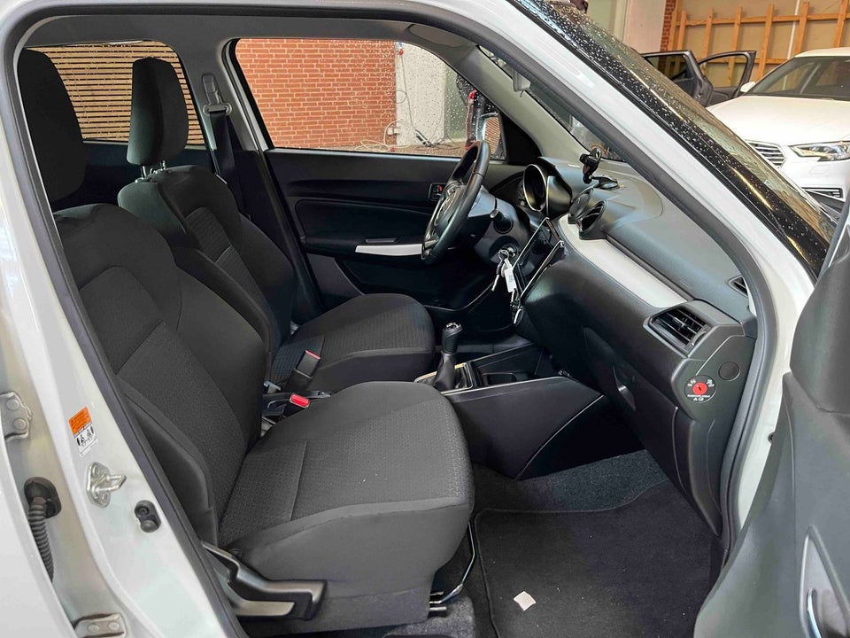 Suzuki Swift 1,2 Dualjet Action 5d