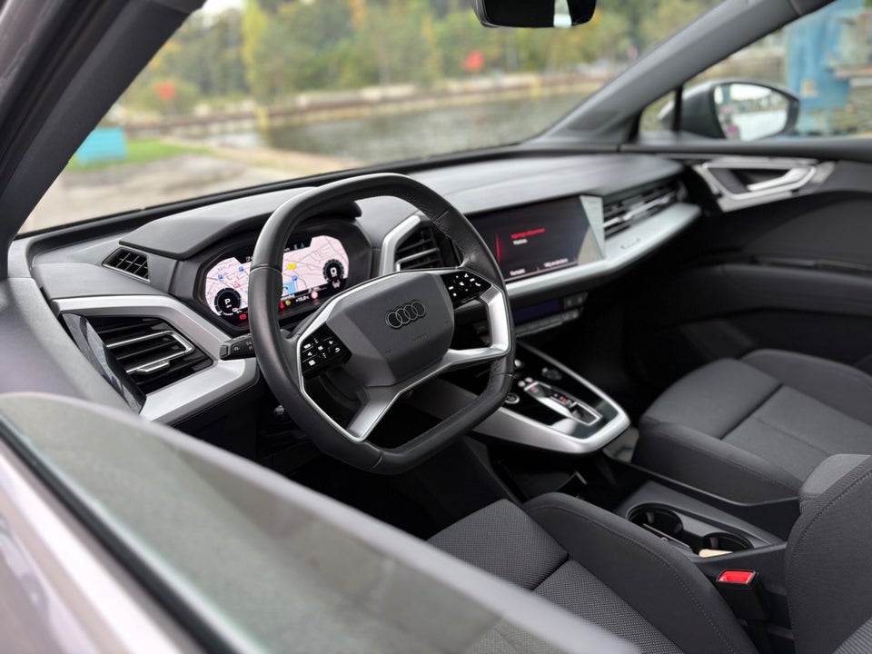 Audi Q4 e-tron 40 Advanced Sportback 5d