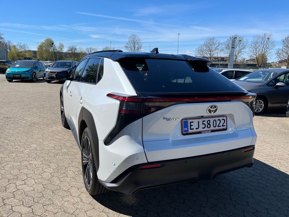 Toyota bZ4X Executive Premium 5d