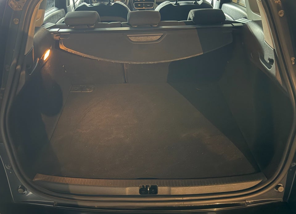 Renault Clio IV 1,5 dCi 90 Limited Sport Tourer 5d