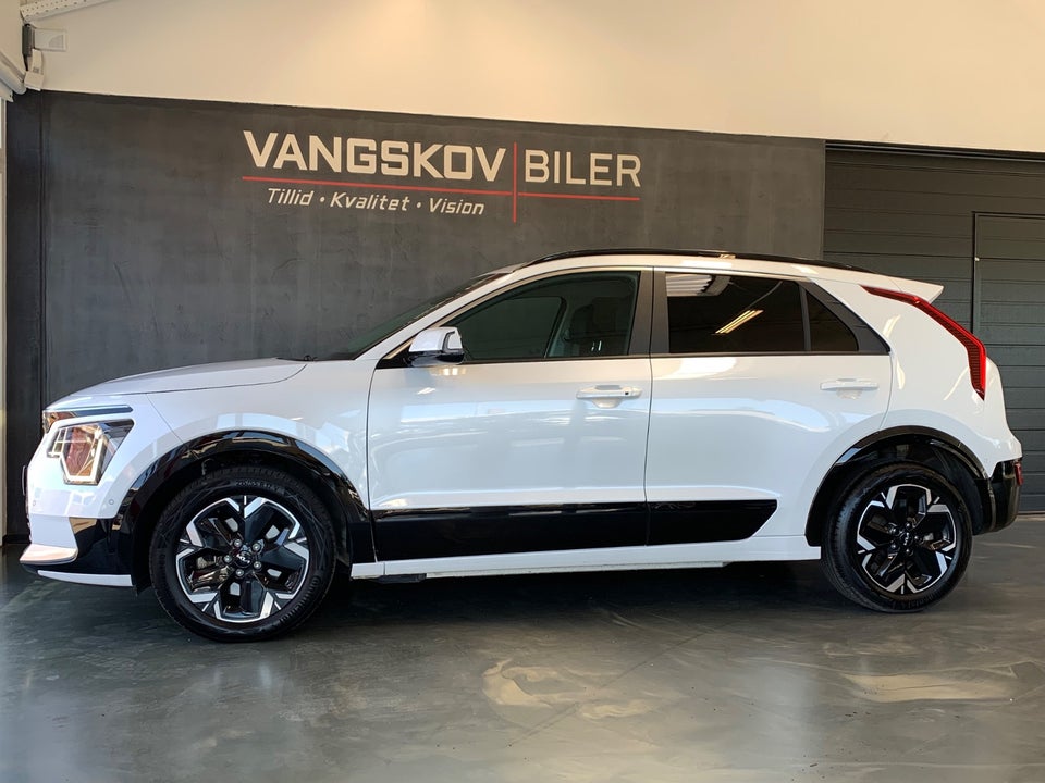 Kia Niro 64 EV Upgrade 5d