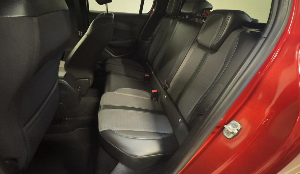 Peugeot 208 1,2 PureTech 100 Allure Pack 5d