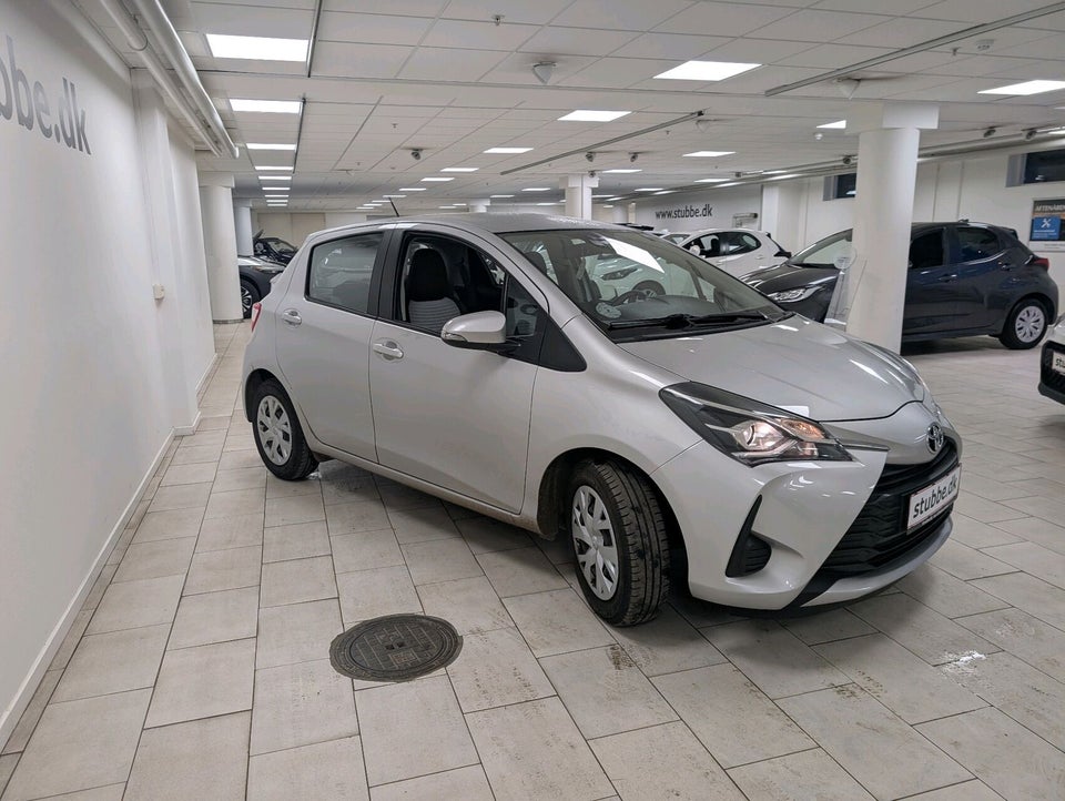 Toyota Yaris 1,0 VVT-i T2 5d