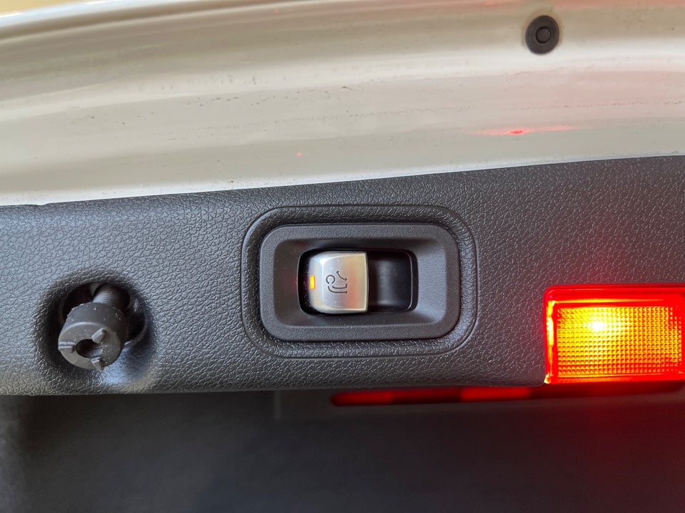 Mercedes E200 2,0 Exclusive aut. 4d