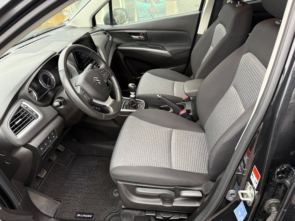 Suzuki S-Cross 1,4 mHybrid Active 5d