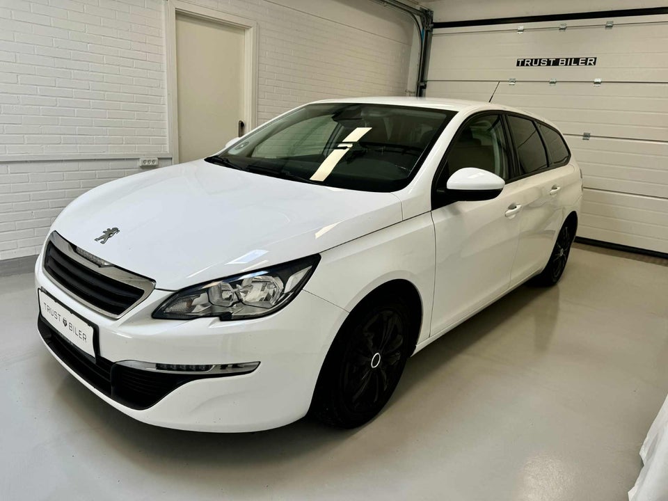 Peugeot 308 1,6 BlueHDi 120 Style 5d