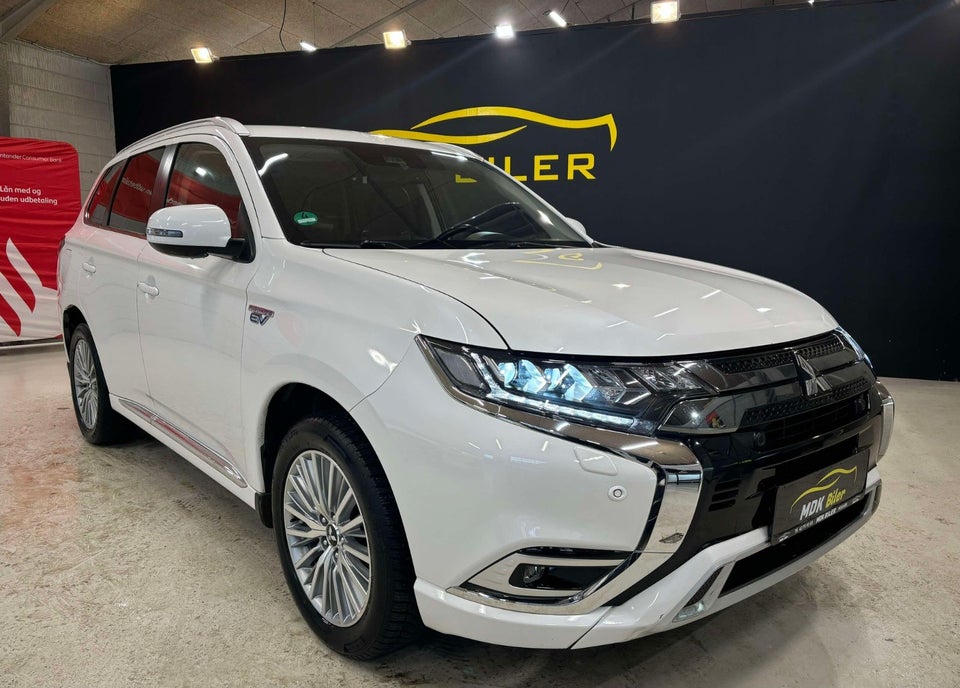 Mitsubishi Outlander 2,4 PHEV Instyle CVT 4WD 5d