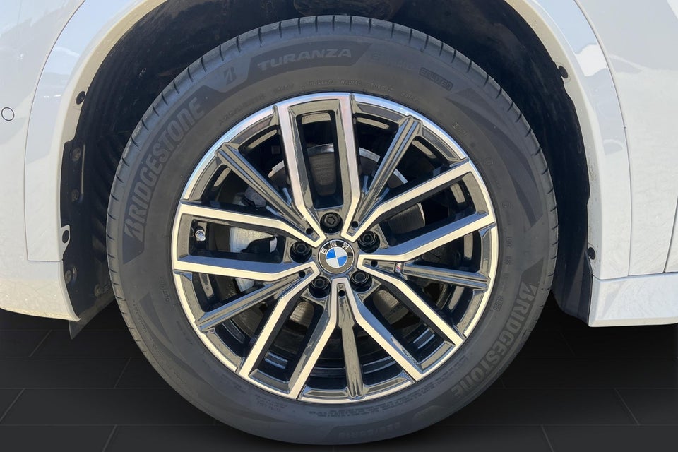 BMW iX1 eDrive20 M-Sport 5d