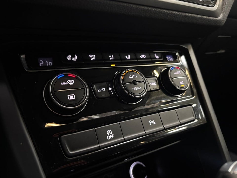 VW Touran 1,6 TDi 115 Highline DSG 7prs 5d