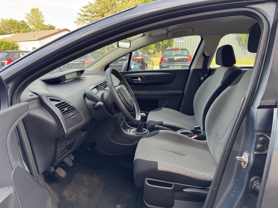 Citroën C4 1,6 16V 5d