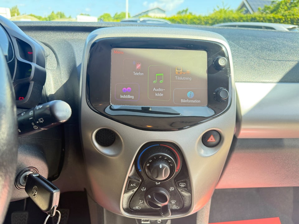 Toyota Aygo 1,0 VVT-i x-black II 5d