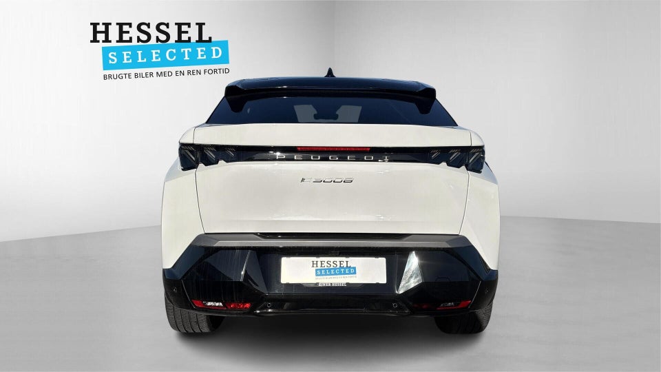 Peugeot e-3008 77 GT 5d