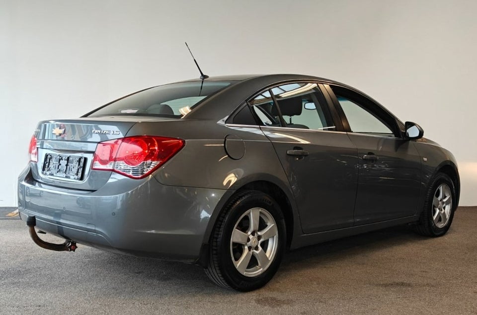 Chevrolet Cruze 1,8 LT 4d