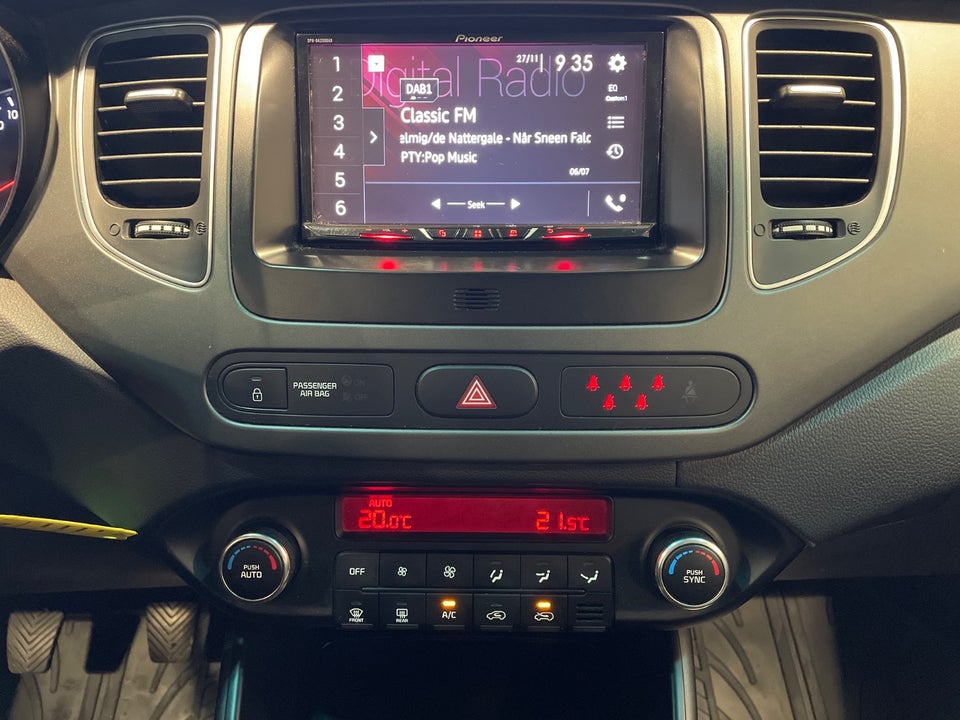 Kia Carens 1,7 CRDi 115 Attraction 7prs 5d