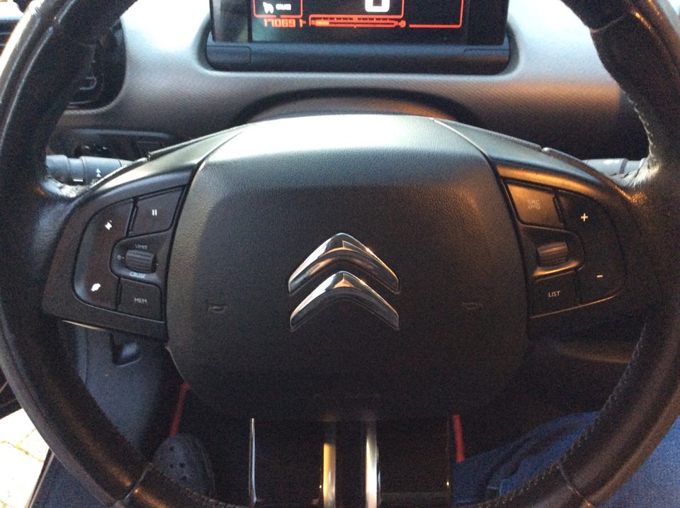 Citroën C4 Cactus 1,2 PureTech 82 Feel 5d