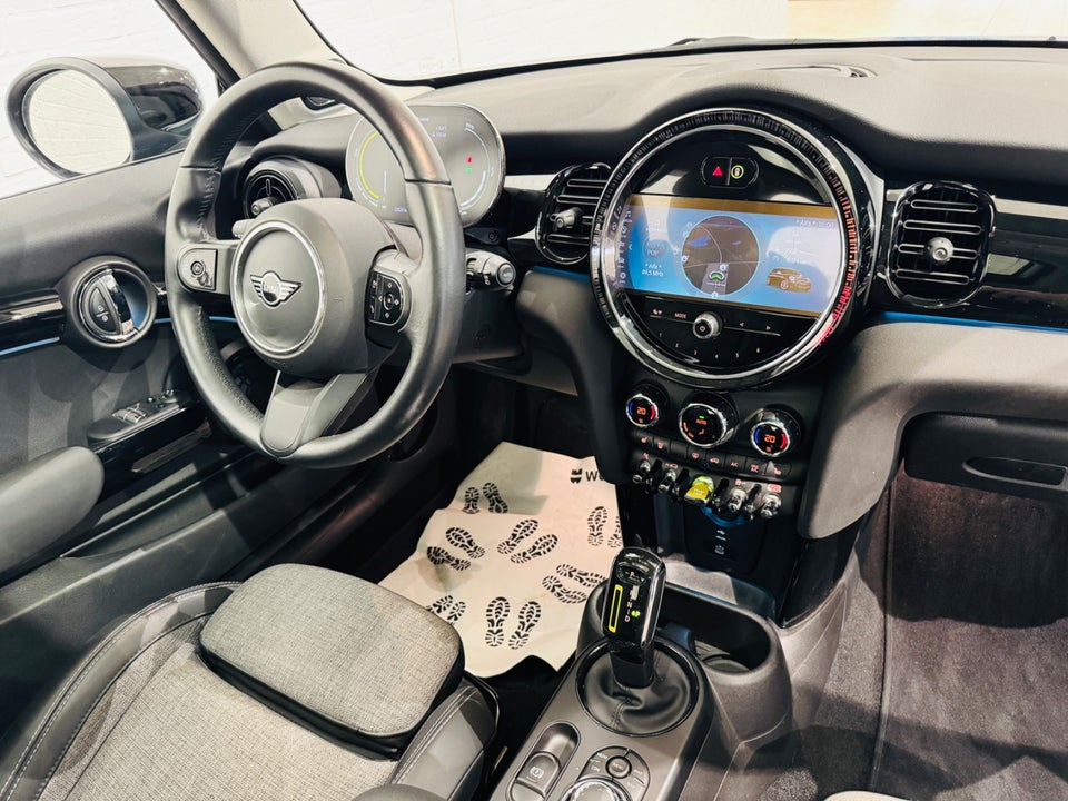 MINI Cooper SE Edition Premium Plus 3d