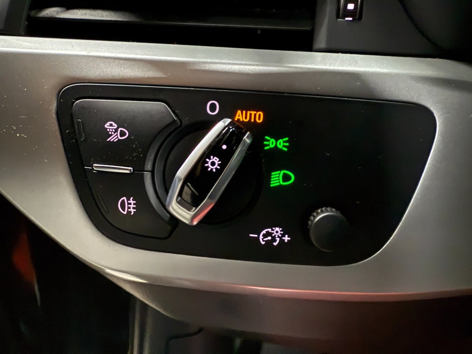 Audi A4 2,0 TDi 190 Design Avant S-tr. 5d